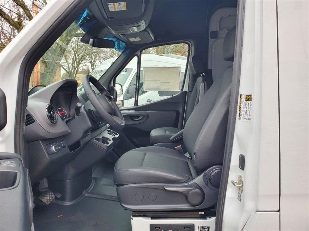 2025 Mercedes-Benz Sprinter 2500 2500 Standard Roof I4 Diesel 144" RWD