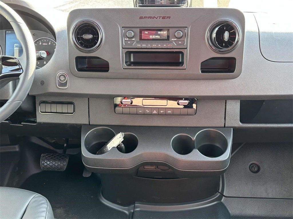 2025 Mercedes-Benz Sprinter 2500 2500 Standard Roof I4 Diesel 144" RWD