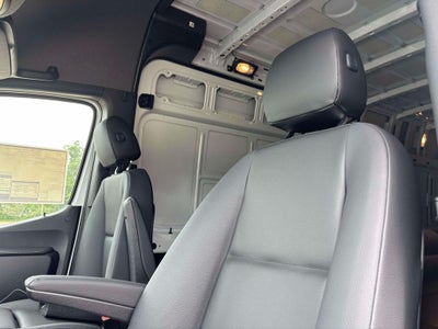 2026 Mercedes-Benz Sprinter 2500 Cargo 170 WB High Roof