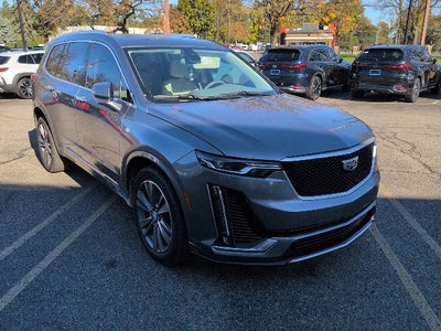 2022 Cadillac XT6 Premium Luxury