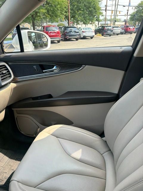 2016 Lincoln MKX Select