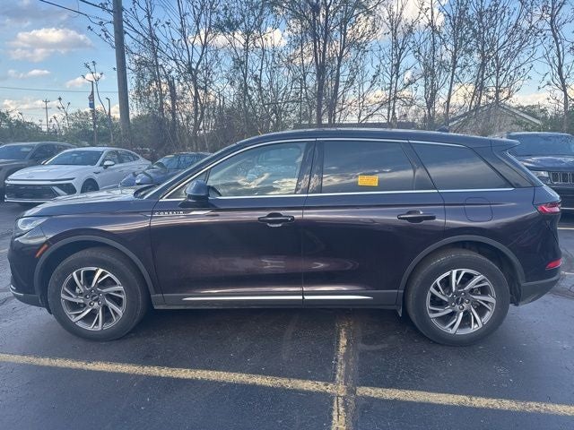 2023 Lincoln Corsair Standard
