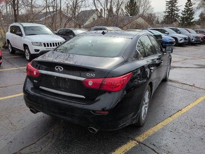 2015 INFINITI Q50 Premium