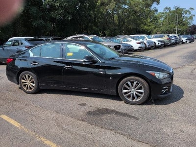 2014 INFINITI Q50 Premium
