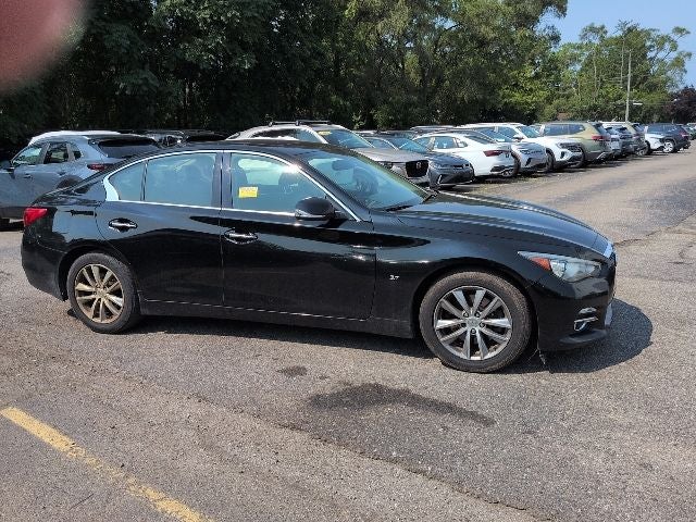 2014 INFINITI Q50 Premium