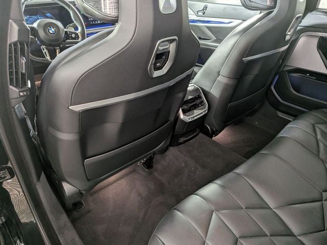 2023 BMW 7 Series 760i xDrive