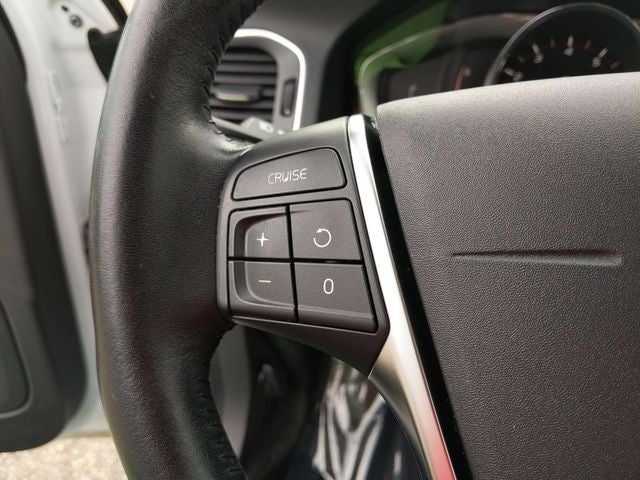 2017 Volvo V60 T5 Premier
