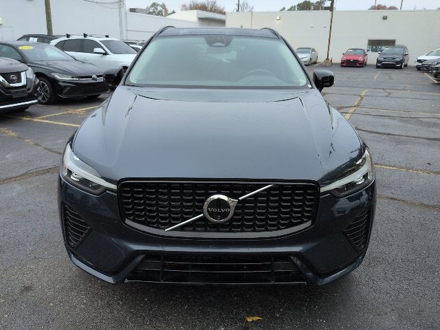 2024 Volvo XC60 B5 Plus Dark Theme