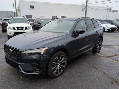 2024 Volvo XC60 B5 Plus Dark Theme