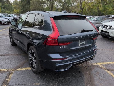 2024 Volvo XC60 B5 Plus Dark Theme