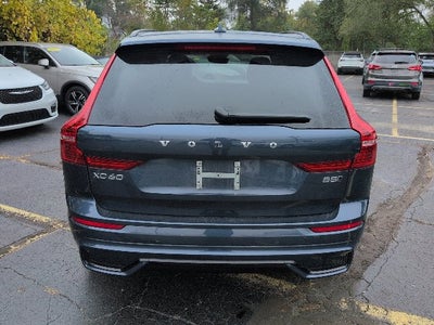 2024 Volvo XC60 B5 Plus Dark Theme