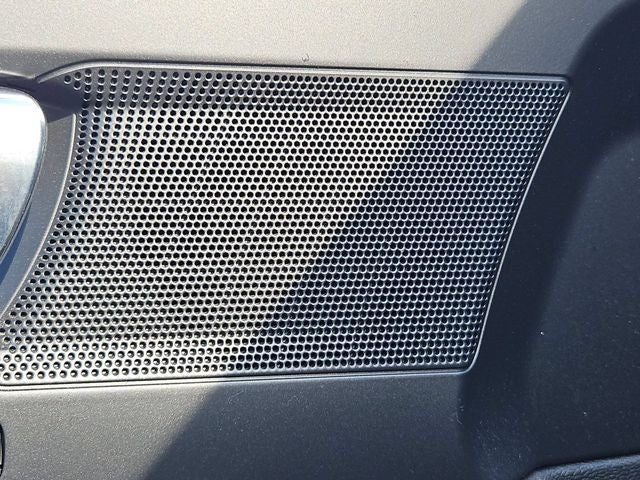2023 Volvo XC40 B5 Core