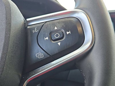 2023 Volvo XC40 B5 Core