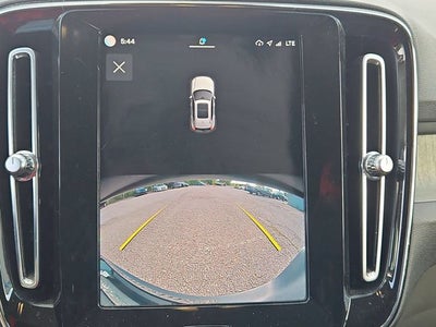 2023 Volvo XC40 B5 Core