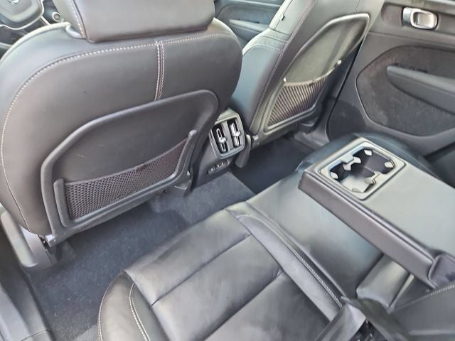 2023 Volvo XC40 B5 Core