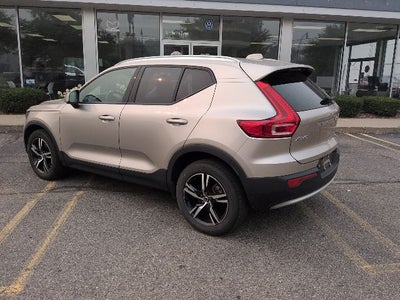2023 Volvo XC40 B5 Core