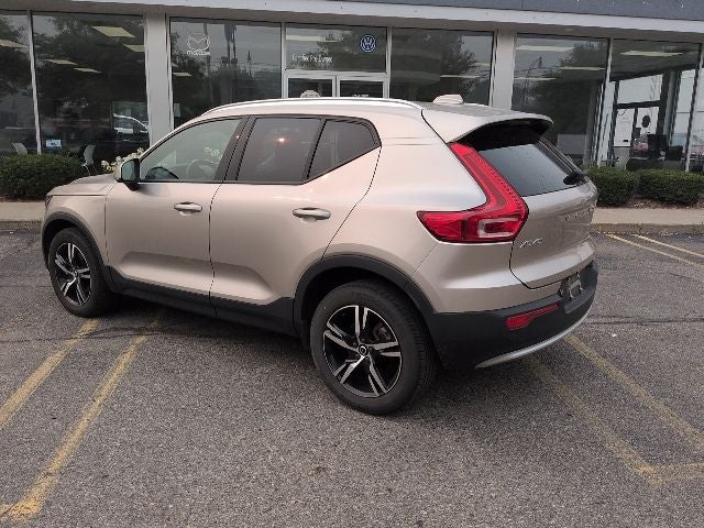 2023 Volvo XC40 B5 Core