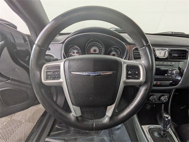 2014 Chrysler 200 Touring