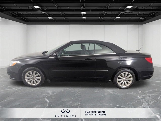 2014 Chrysler 200 Touring