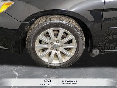 2014 Chrysler 200 Touring