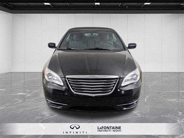 2014 Chrysler 200 Touring