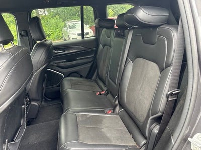 2022 Jeep Grand Cherokee Altitude