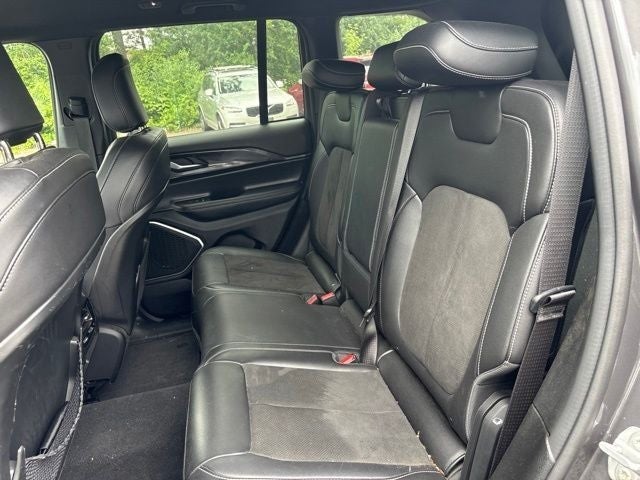 2022 Jeep Grand Cherokee Altitude
