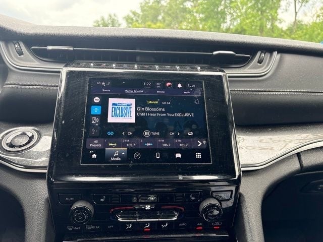 2022 Jeep Grand Cherokee Altitude