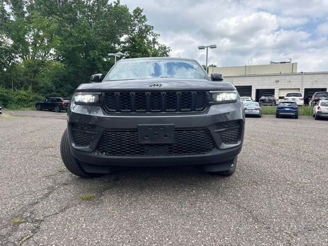 2022 Jeep Grand Cherokee Altitude