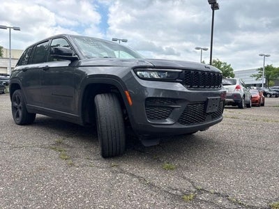 2022 Jeep Grand Cherokee Altitude