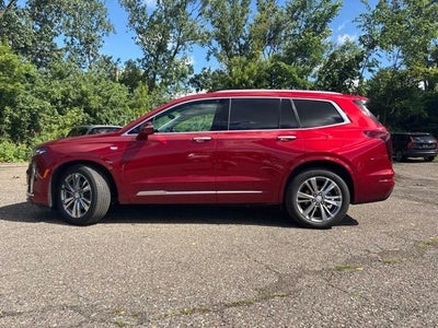2024 Cadillac XT6 Premium Luxury