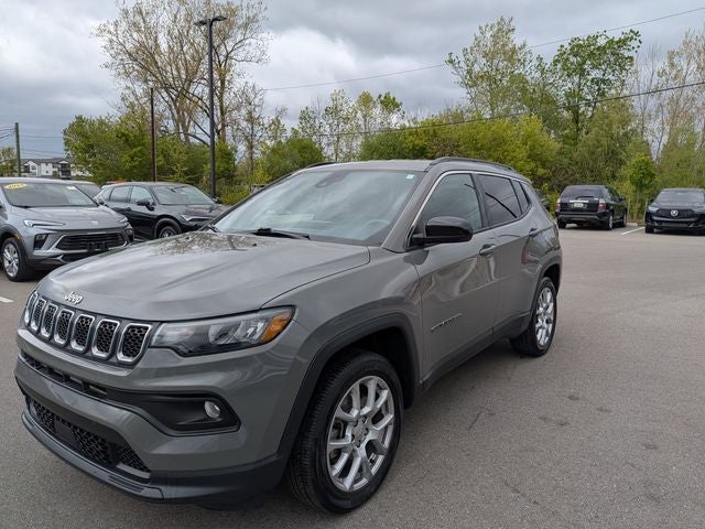 2023 Jeep Compass Latitude Lux