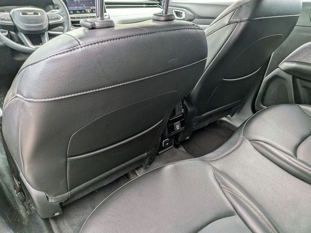 2023 Jeep Compass Latitude Lux
