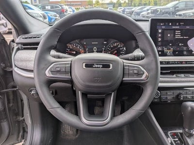 2023 Jeep Compass Latitude Lux