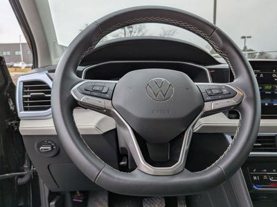 2025 Volkswagen Taos 1.5T SE