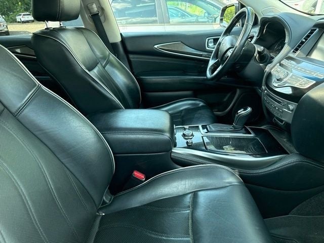2016 INFINITI QX60 Base
