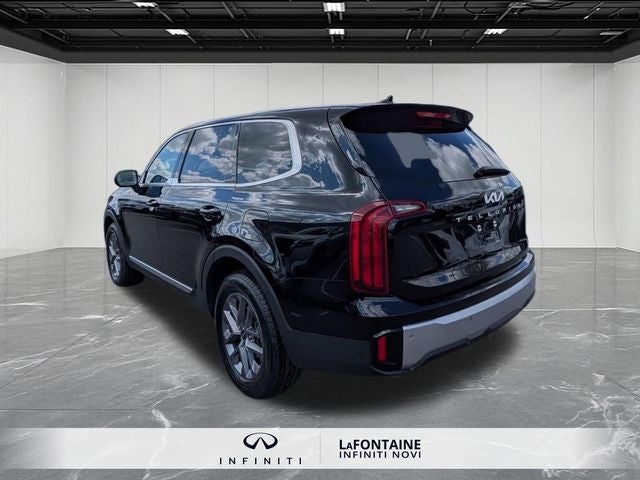 2023 Kia Telluride LX