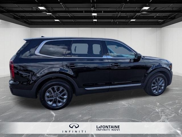 2023 Kia Telluride LX