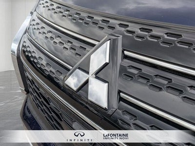 2024 Mitsubishi Outlander SE Black Edition