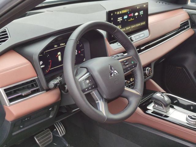 2025 Mitsubishi Outlander SEL