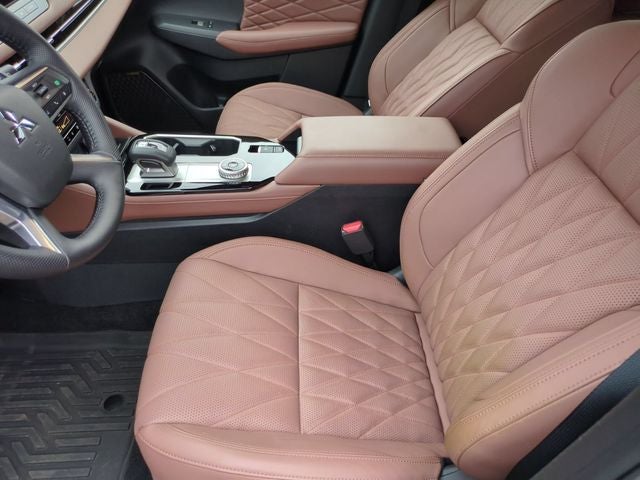 2025 Mitsubishi Outlander SEL