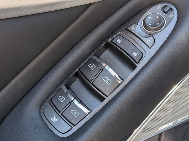 2024 INFINITI Q50 LUXE