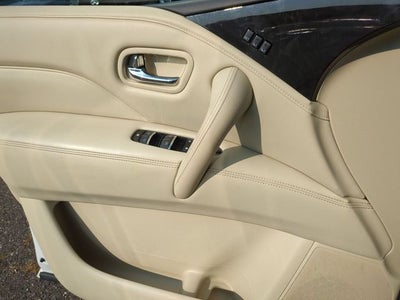 2022 INFINITI QX80 LUXE