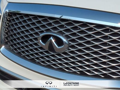 2022 INFINITI QX80 LUXE