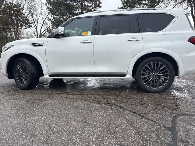 2023 INFINITI QX80 Sensory