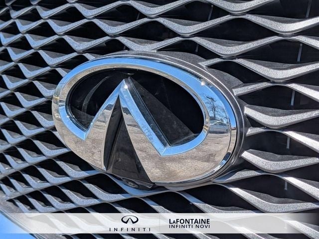 2023 INFINITI QX80 Sensory