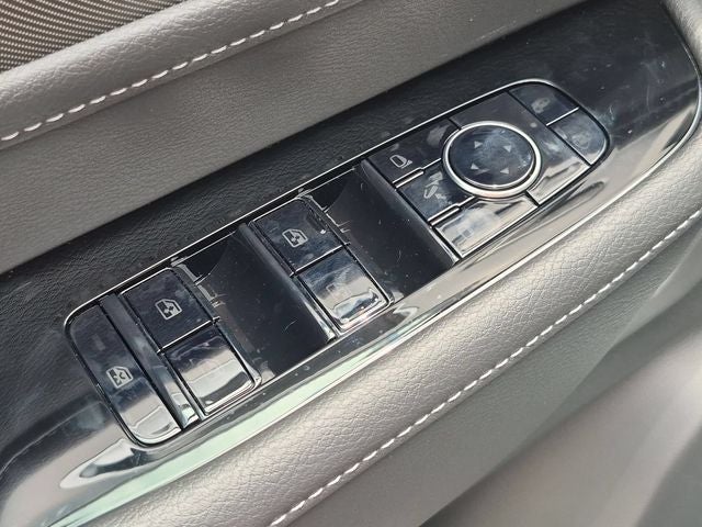 2027 INFINITI QX80 PURE