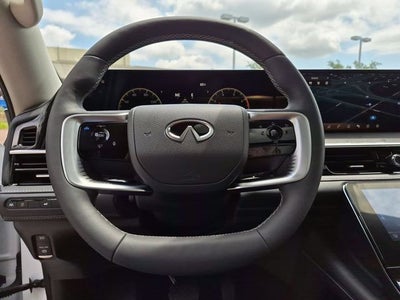 2027 INFINITI QX80 PURE