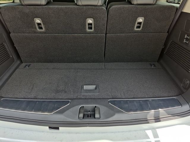 2027 INFINITI QX80 PURE