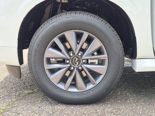 2027 INFINITI QX80 PURE